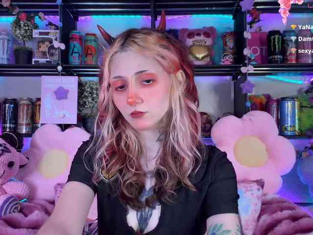 Devil-Baby webcam