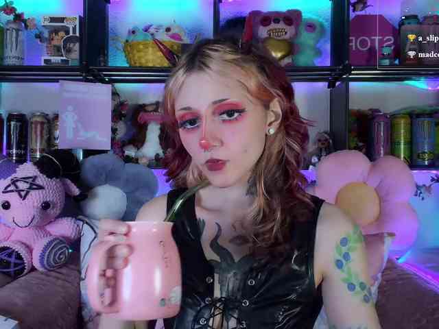 Devil-Baby webcam
