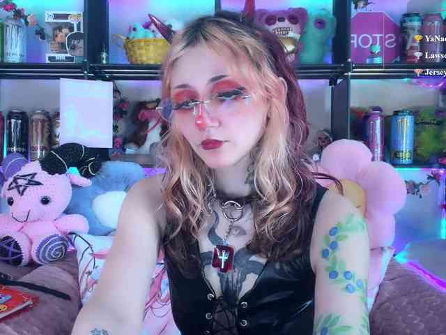 Devil-Baby webcam