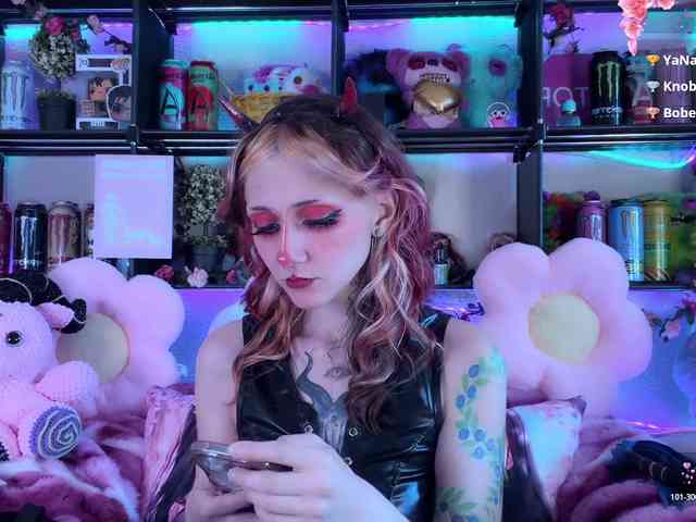 Devil-Baby webcam
