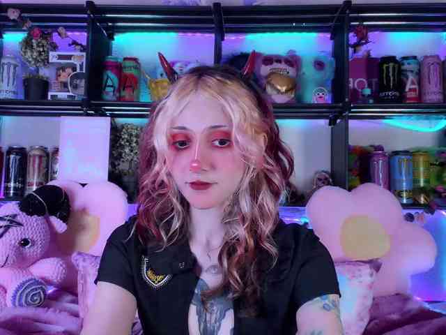Devil-Baby webcam