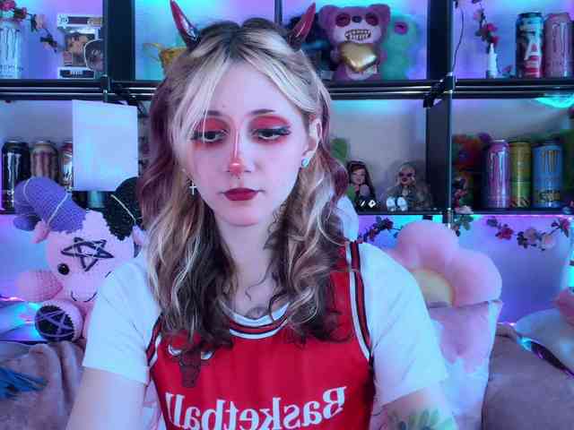 Devil-Baby webcam