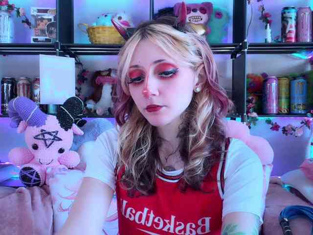 Devil-Baby webcam