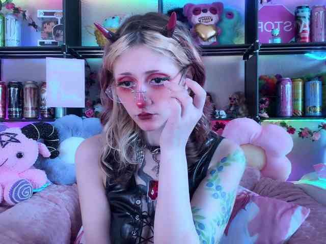 Devil-Baby webcam