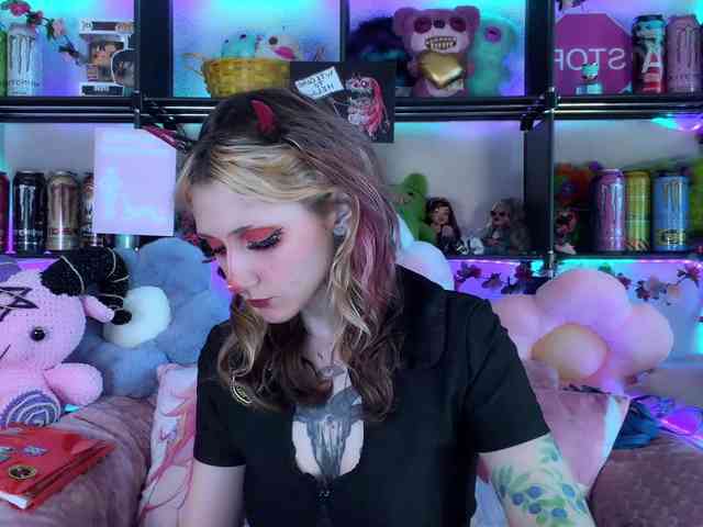 Devil-Baby webcam