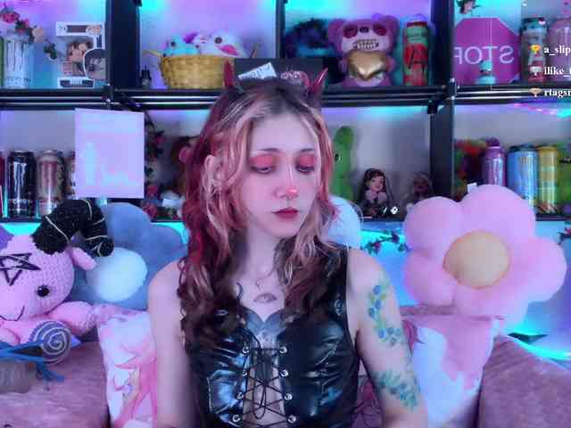 Devil-Baby webcam
