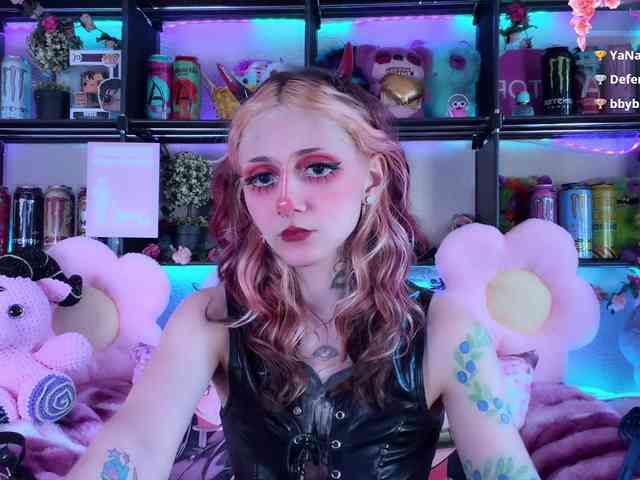 Devil-Baby webcam