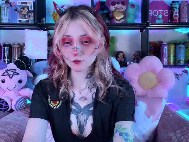 Devil-Baby webcam