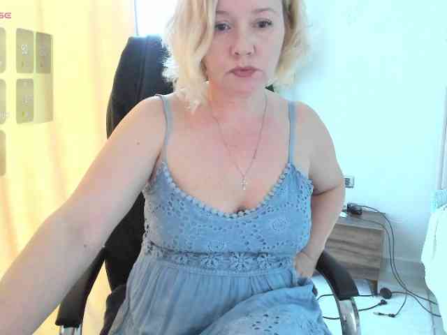 Anna1W webcam