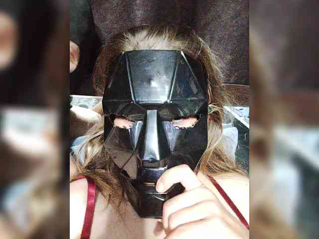 Suhka1994 webcam