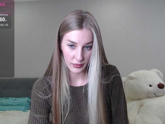 crushgirl's BongaCams show and profile