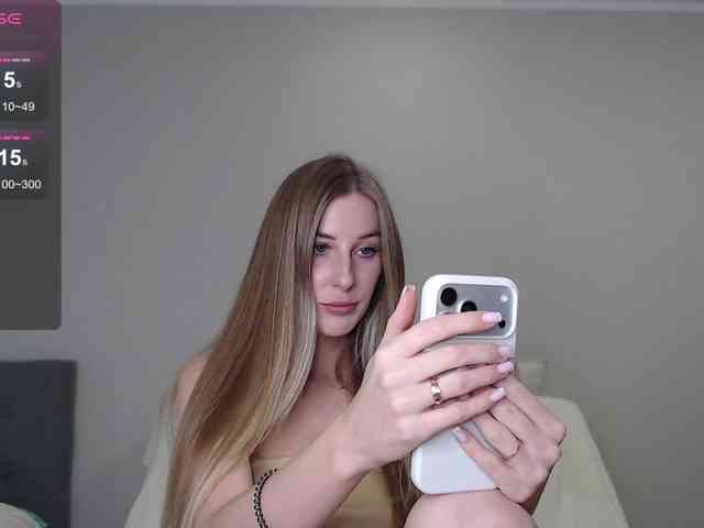 crushgirl Live Webcam on BongaCams