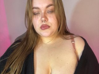 LovelyEmily Porn Show