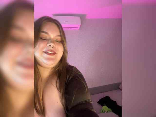 LovelyEmily