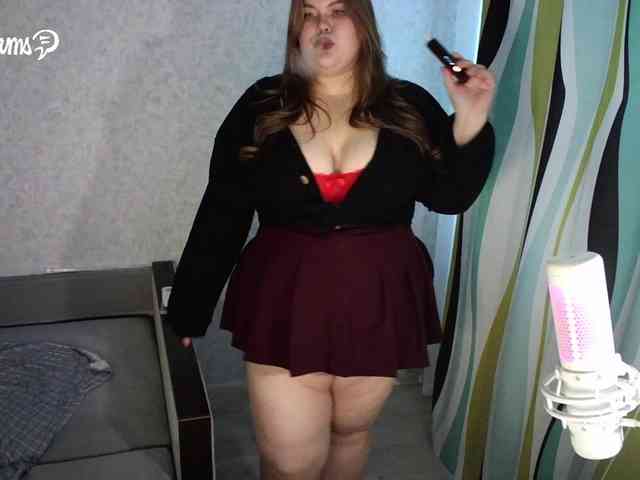 LovelyEmily webcam