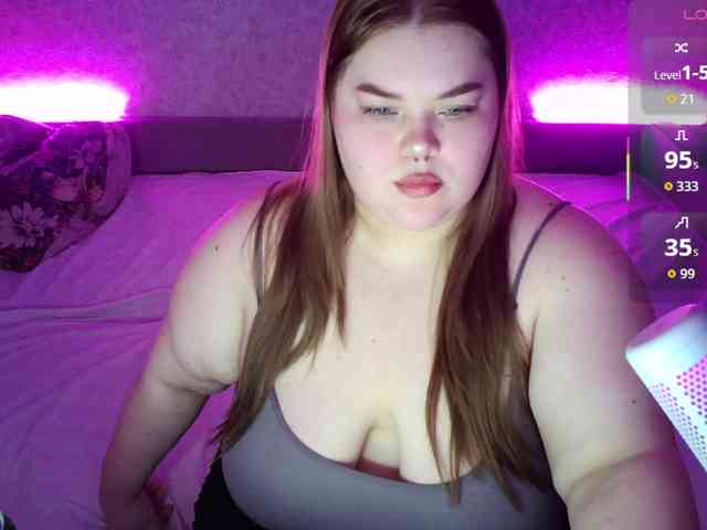 LovelyEmily webcam