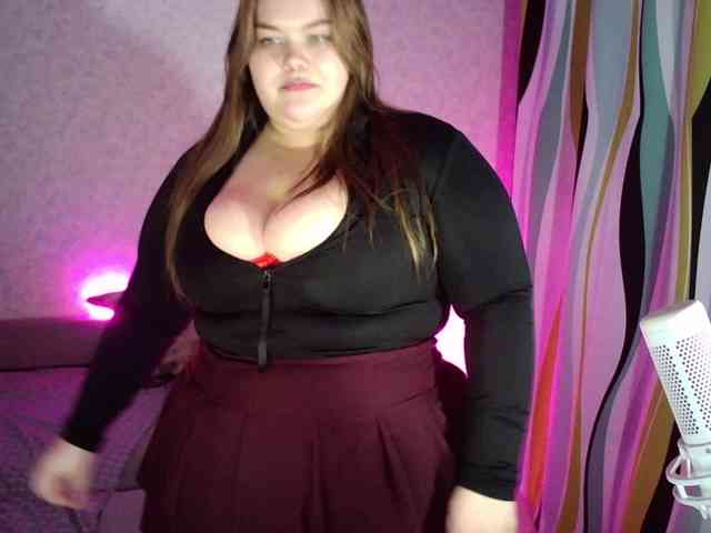 LovelyEmily webcam