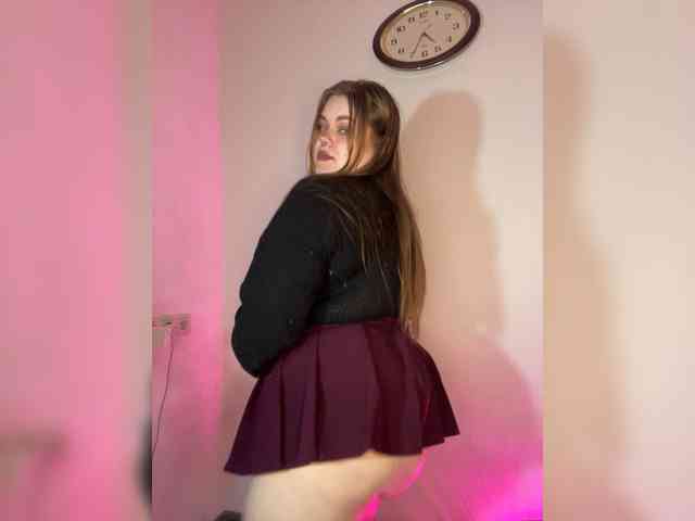 LovelyEmily webcam