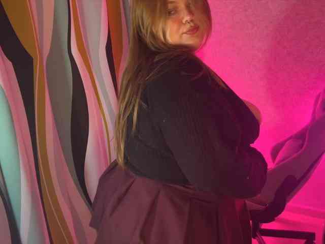 LovelyEmily