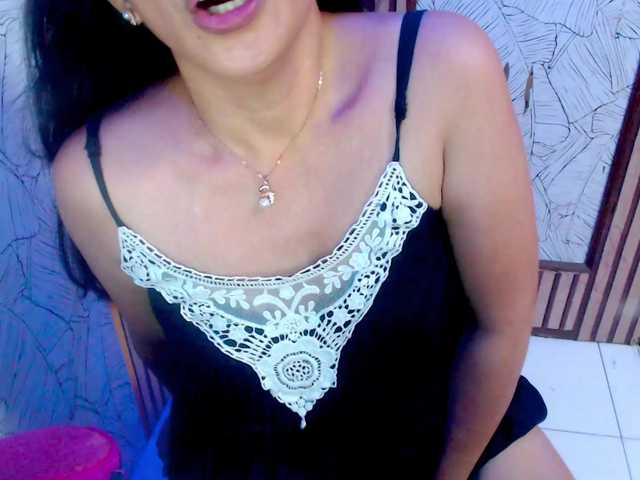 kimikosnowie live cam on BongaCams