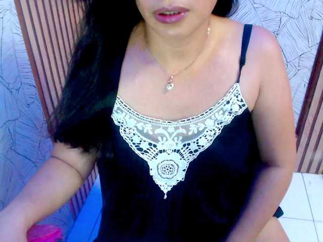 kimikosnowie live cam on BongaCams
