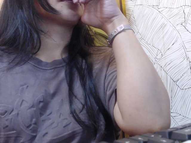 kimikosnowie live cam on BongaCams