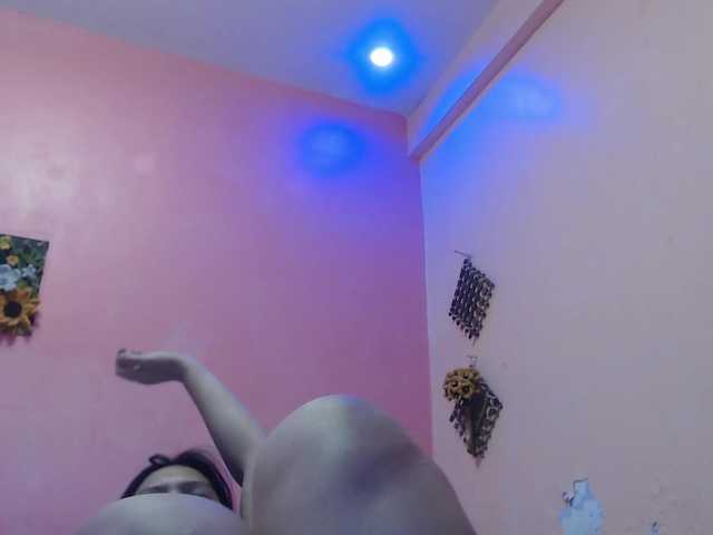 kimikosnowie live cam on BongaCams