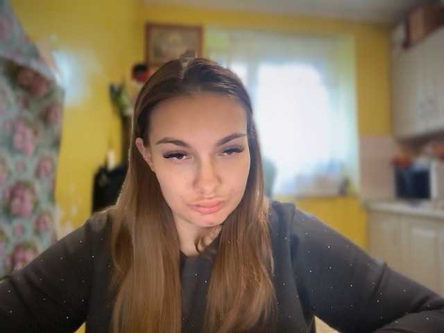 camoline live cam on BongaCams