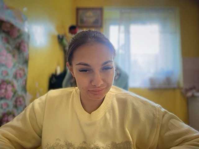 camoline live cam on BongaCams