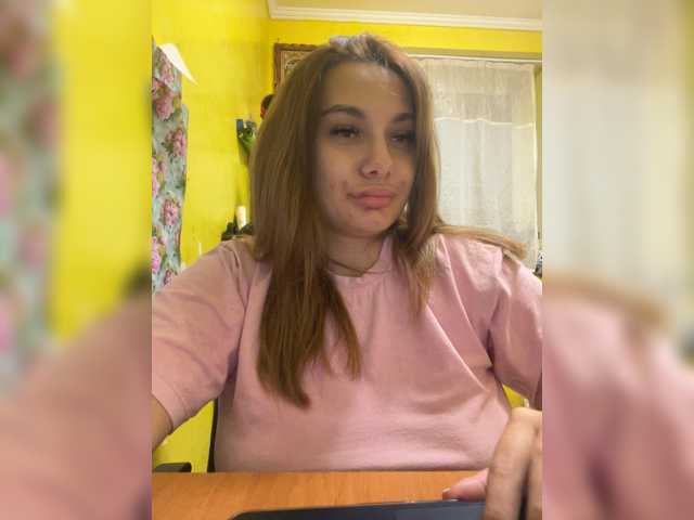 camoline live cam on BongaCams