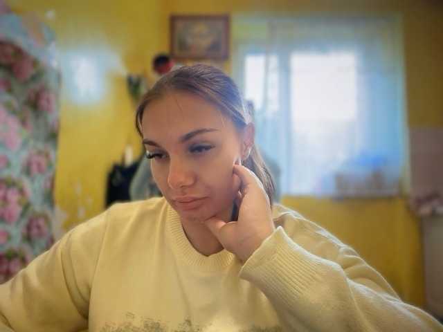 camoline live cam on BongaCams