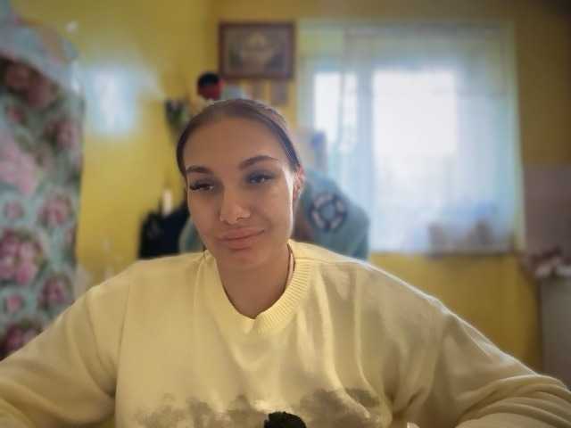 camoline live cam on BongaCams