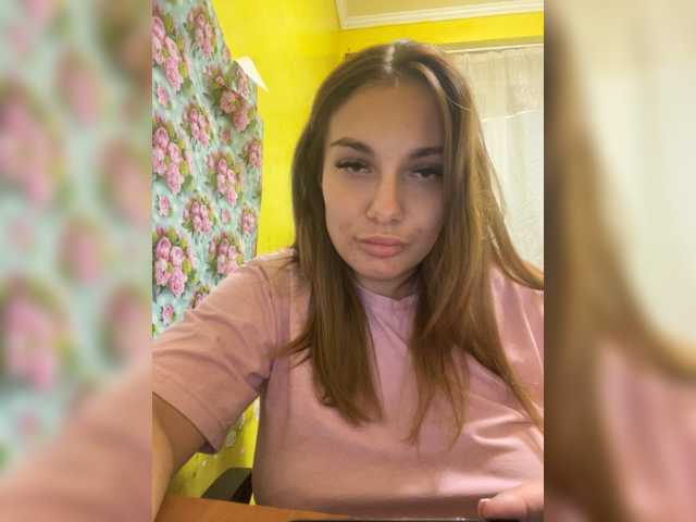 camoline live cam on BongaCams