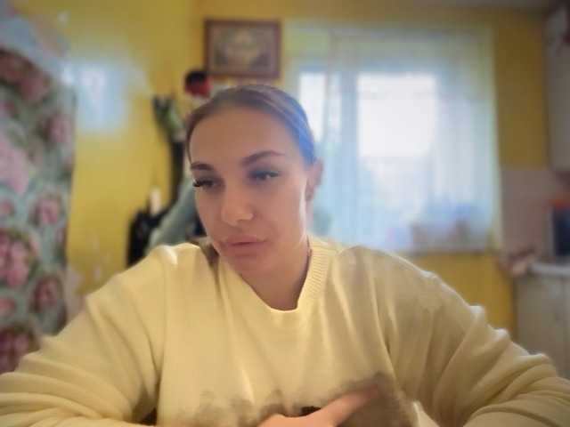 camoline live cam on BongaCams