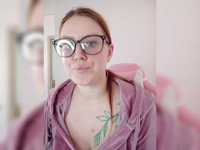DollVice live cam on BongaCams
