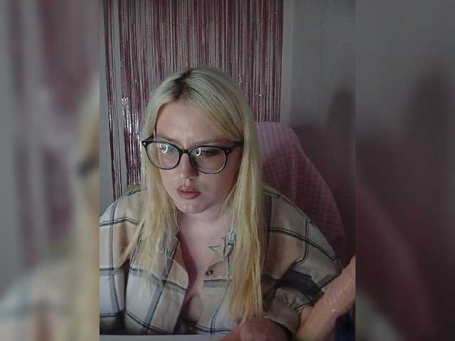 DollVice live cam on BongaCams