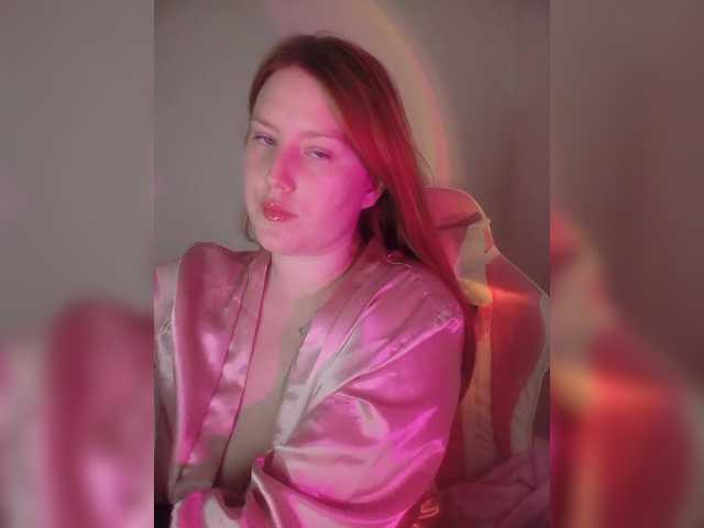 DollVice live webcam show