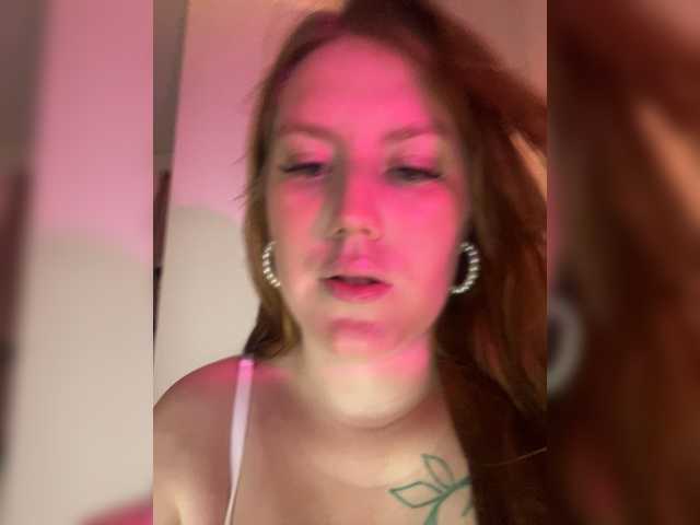 DollVice live webcam show