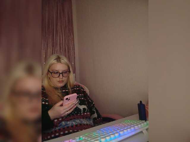 DollVice live cam on BongaCams