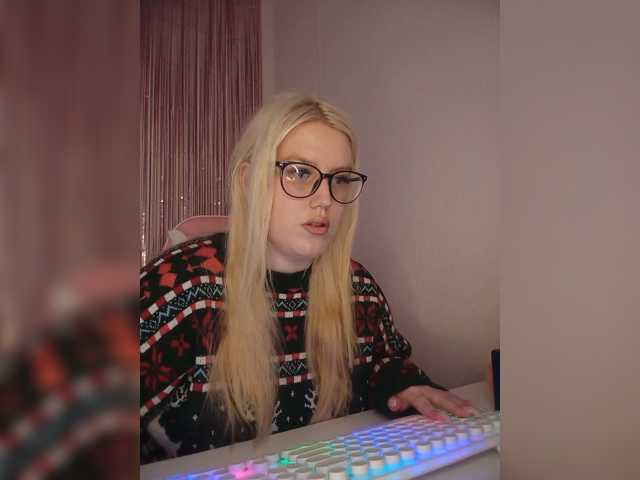 DollVice live cam on BongaCams
