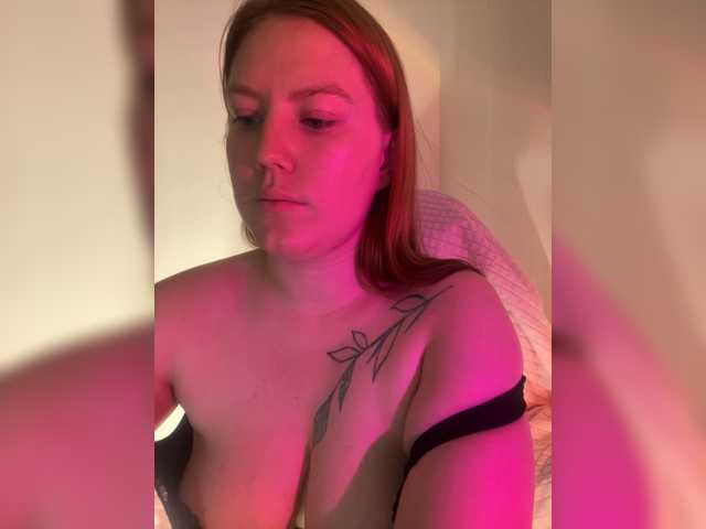 DollVice live cam on BongaCams