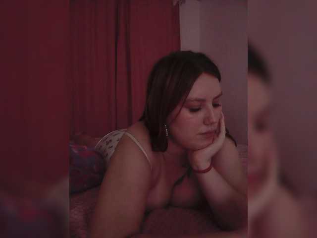 DollVice live webcam show