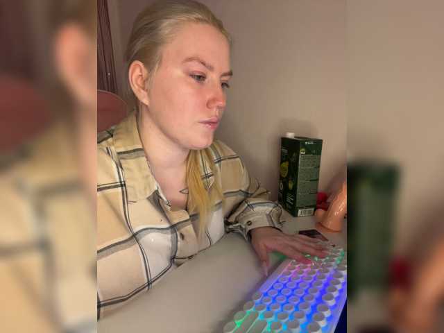 DollVice live cam on BongaCams