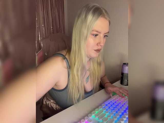 DollVice live cam on BongaCams