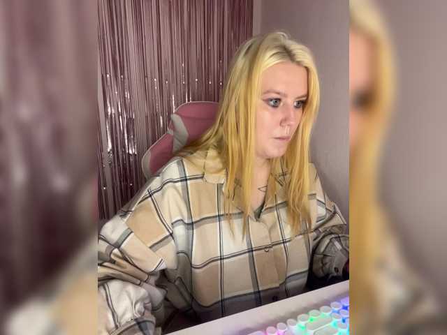 DollVice live cam on BongaCams
