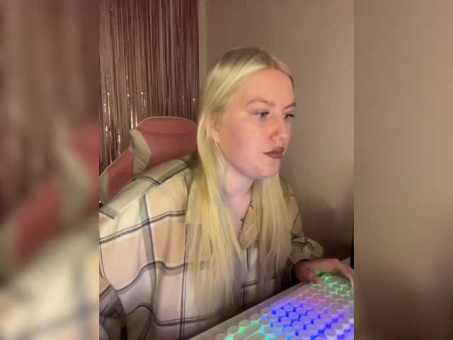 DollVice live cam on BongaCams