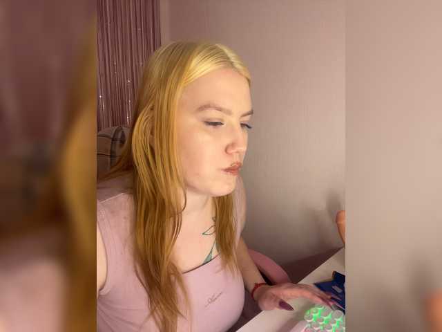 DollVice live cam on BongaCams