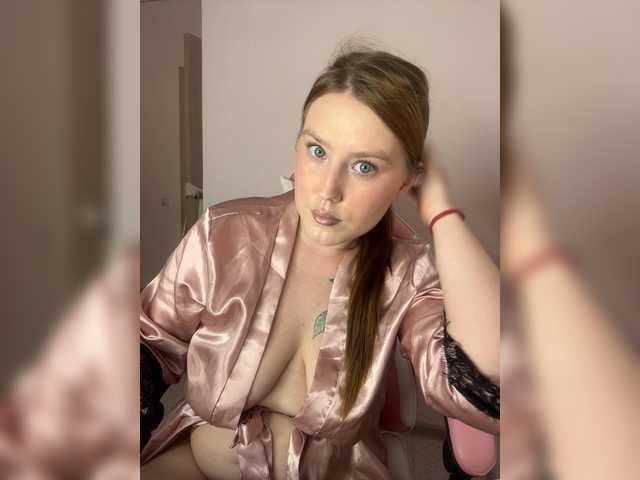 DollVice live cam on BongaCams