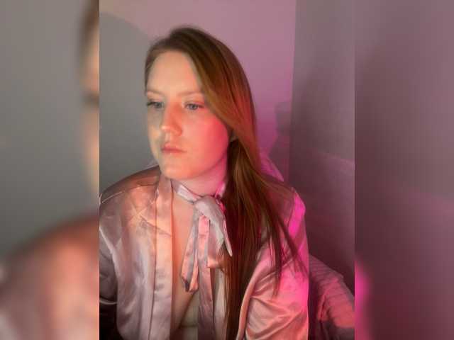 DollVice live webcam show