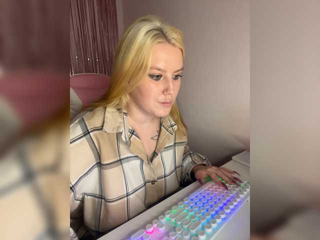 DollVice live cam on BongaCams